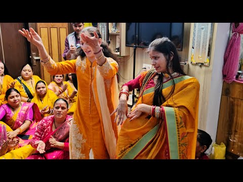 पहाड़ी गानों में दिल्ली वाली महिलाओं का जबरदस्त डांँस 🤩💥 !! Kumaoni Wedding ||pahadi lifestyle vlogs