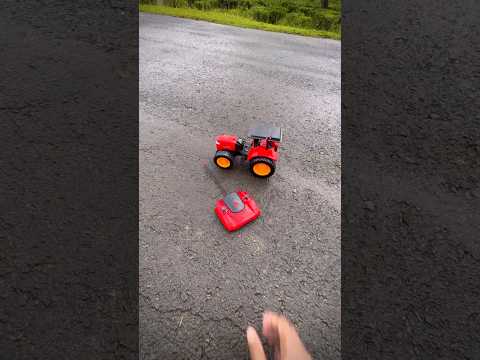 Remote control tractor