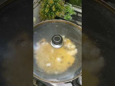 بنتى الصغيرة عاوزه علبه فشار بخمسين جينه