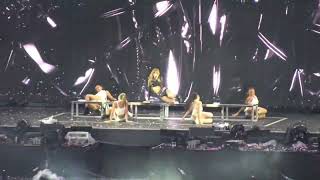 250706 리사 LISA SOLO - NEW WOMAN + ROCKSTAR