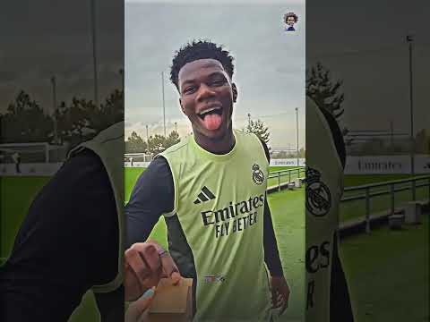 لاعبي ريال مدريد مع لعبة فتح العلبة 😂