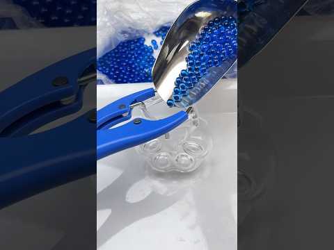 #squishy #stressball #peanut #asmr #asmrsounds #asmrrelax #oddlysatisfyingvideo #asmrsound