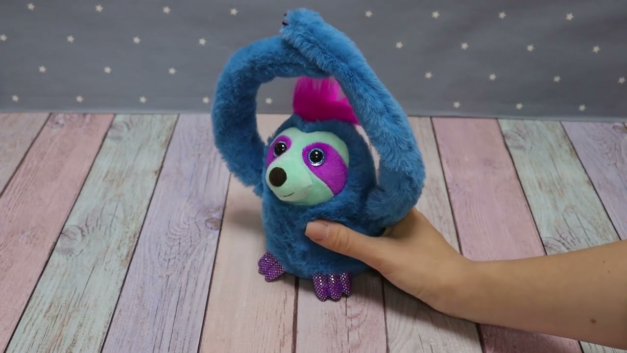Игрушка RoboPets Ленивец интерактивный плюшевый синий с 3лет - видео