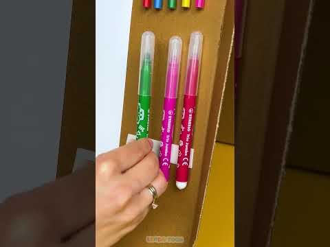 WOW! ๐ Turning a Pizza Box into an Easel ๐จ #painting #diy