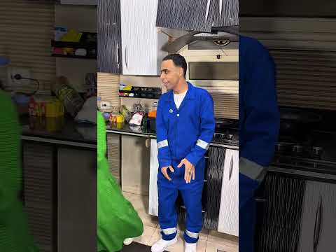 امراءة تطلب طلب غريب من الصنايعي
