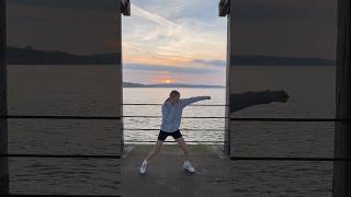 Holiday vibes 🥊☀️😅 #boxing #boxer #skipping #shadowboxing #boxinggirl #holiday #beach #workout