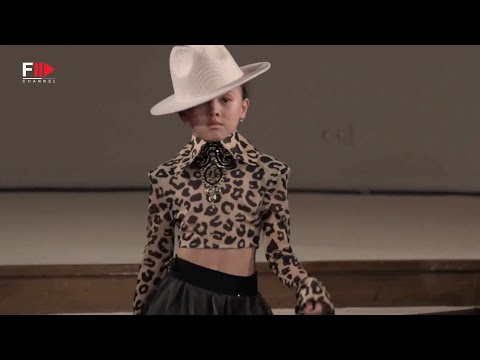SABINA VOLSKAYA Oriental Fashion Show Paris 2023 - Fashion Channel