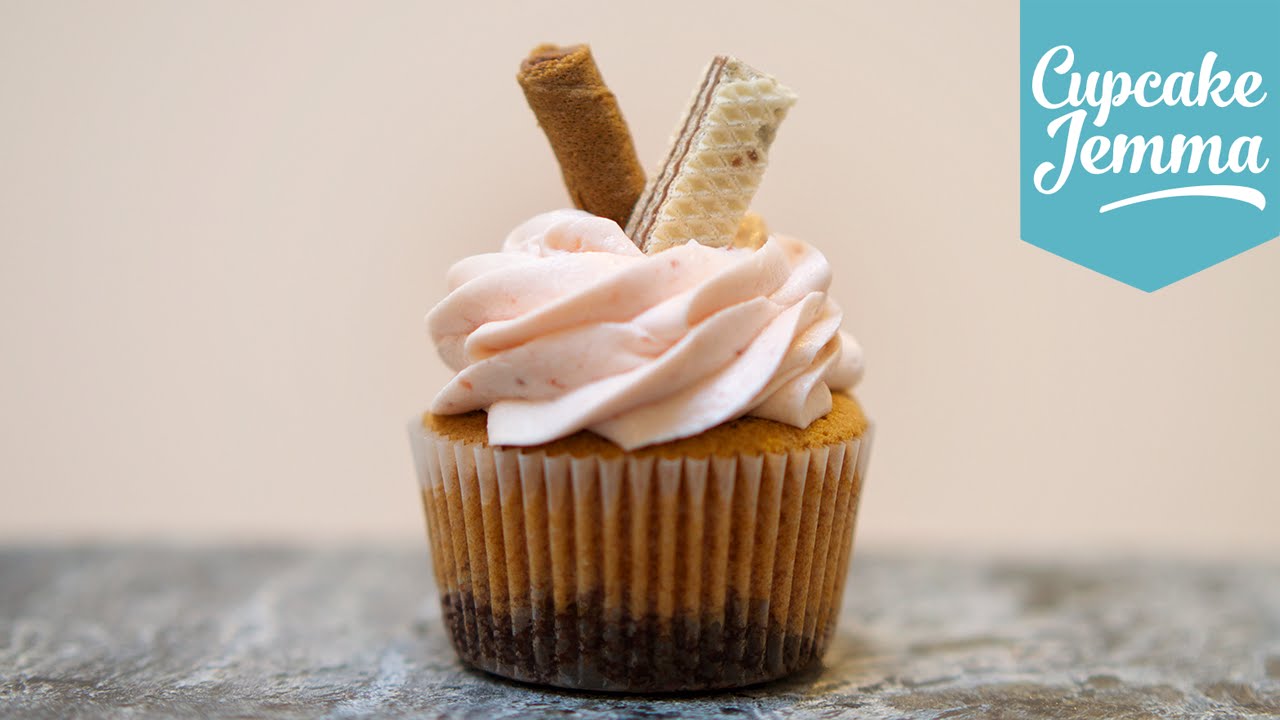 How to Make Neapolitan Cupcakes
