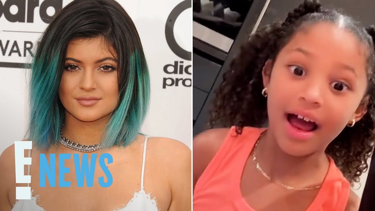 Kylie Jenner’s Daughter Stormi Reacts to “King Kylie” Era | E! News