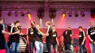Meisterfeier THW Kiel 2014 - Die Neuen singen (Rasmus Lauge)