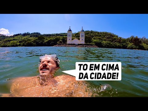 NADEI ATE A IGREJA DE UMA CIDADE ANTIGA SUBMERSA