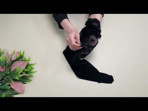 Prezentare ciorapi plasa marunta cu model inimioare Knittex Florence