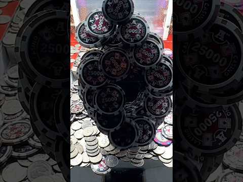 Huge tower gets stuck while falling #gold #billionaire #towerfall #highroller