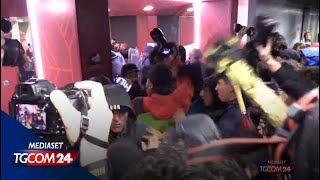 Negli scontri a Milano anche i "maranza" con anarchici e antagonisti