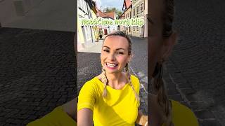 Pojďte se podívat jak jsme natáčeli nový klip 🍦brzy na YouTube BibiBbum 🩵💛 #bibibum #baxik