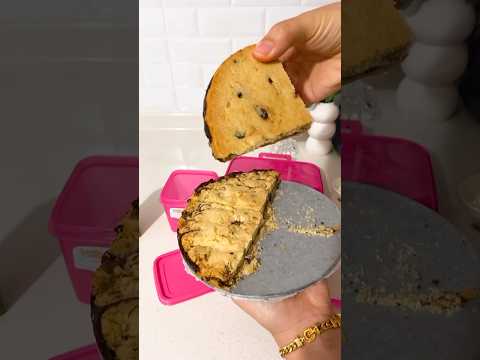 Günün beslenmesi 🍪 #cookies #beslenme #kahvaltı #okul #reklam