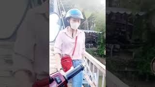 Về quê đi làm công chuyện cũng không yên