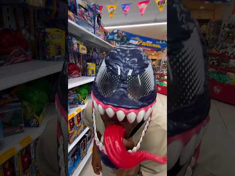 venom llegó acabar con la ciudad!! #elcriss #humor #comedia