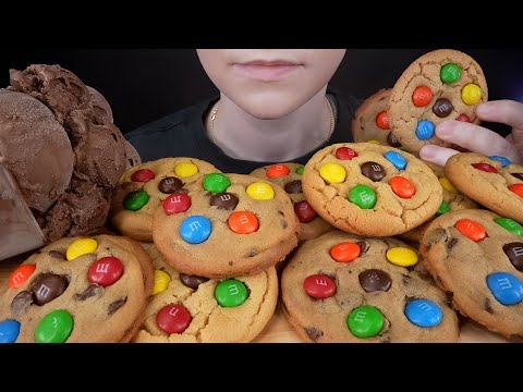 ASMR M&M Chocolate Chip Peanut Butter Cookies & Brownie Batter Chocolate Ice Cream Dessert Mukbang먹방