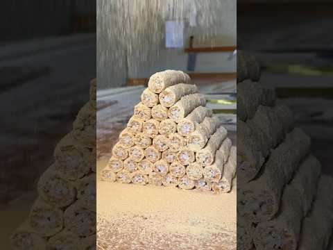 140年以上愛されるピラミッド菓子
