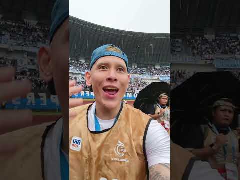 Ganindra Bimo : Etam Ngegolin, NGAGIBRIG 🤗 #persibbandung