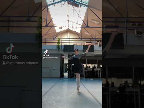 #Ballet Class Workout & Stretching | Ambassadors #intermezzodance
