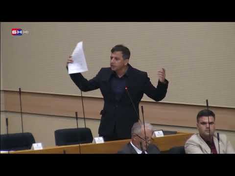 Vukanović: Dodik bi cijeli SNSD gurnuo u zatvor da spasi sebe, a sad se kukavički skriva iza RS?!