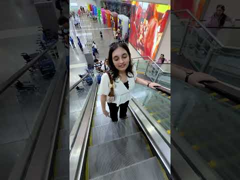 ESCALATOR CHALLENGE 😎🔥