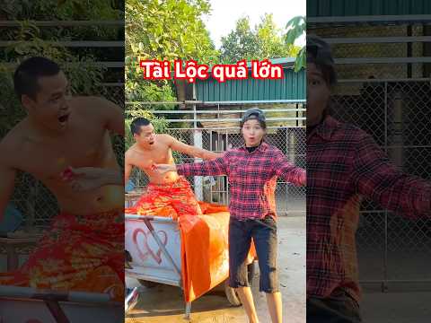 Tài Lộc quá lớn , biến hình tài Lộc , bể bơi tài Lộc #tailoc#tailocqualon #funnyvideo#haihuoc#shorts