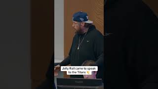 Jelly Roll spoke to the Titans 👏 (via @titans/TT)