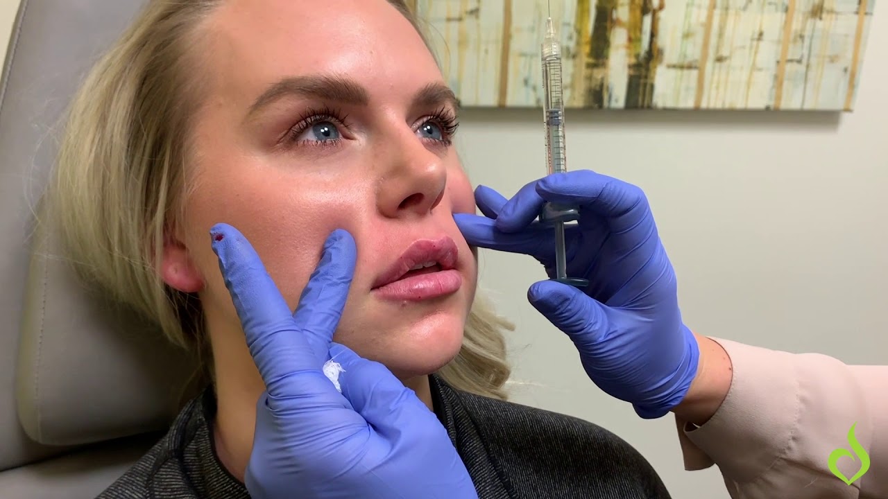 St. Louis injectables model receiving treatment