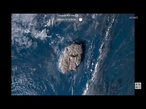 衛星映像：トンガ海底火山噴火　噴煙は高さ約20キロ