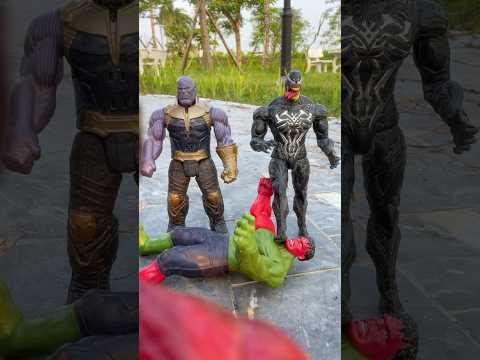 Dog and Spiderman save hulk from Venom, Thanos | Marvel Toys