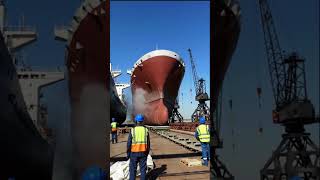 GIANT SHIP APPROACHING! 🚢🌊