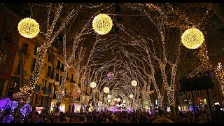 Palma de Mallorca knipst die Weihnachtsbeleuchtung 2019 an