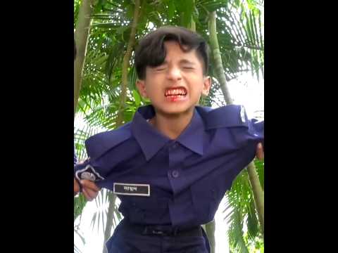 জেলখানাতে যাইয়া দেখি পুলিশ পাগল--