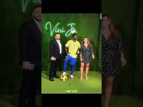 Footballers Statues VS Vini Jr #ronaldo #football #edit #messi #cr7 #fyp #neymar #vinicius #salah