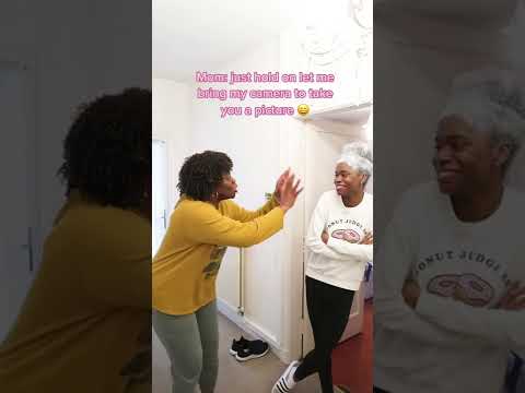 Not the reaction we were expecting at all from a AFRICAN NIGERIAN MOM🤣😳 #shorts #shortvideo