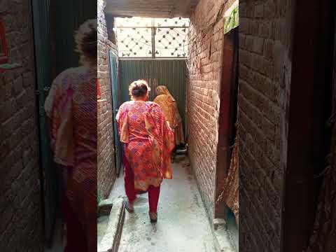 فنی ویڈیو شرارتی لڑکی نے کی بہت بڑی شرارت کہ ماما کی دوڑ لگ گئی