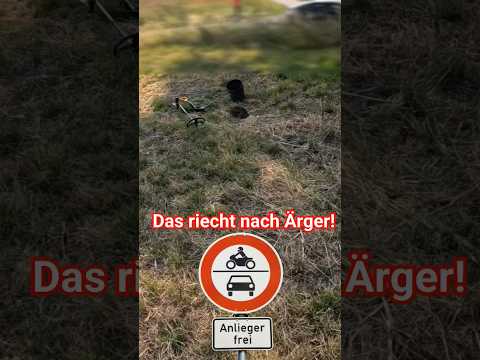 Wo ist das Problem? Stress beim Sondeln! Ihr dürft hier nicht parken!