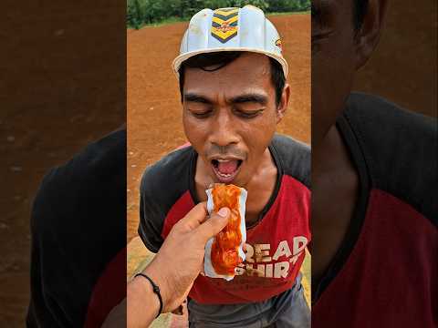 jon makan sosis baso pedas #trendingshorts