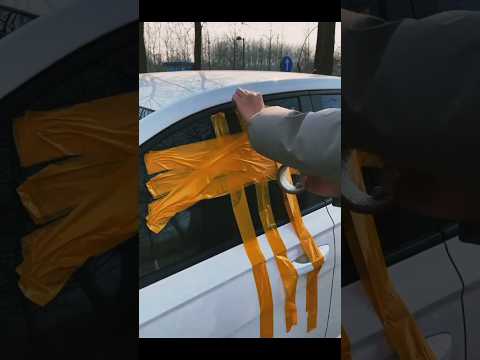 ✅ Cómo abrir la puerta del auto con cinta de embalar si dejaste la llave adentro