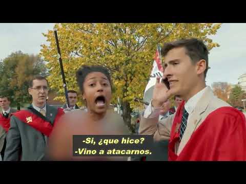 Se desquician al ver a un grupo de cristianos manifestándose contra la sexualización de menores.