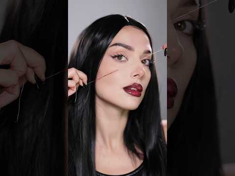 Easy Halloween makeup hack #makeuptutorial #beautyhacks ( orgn @anitartist )