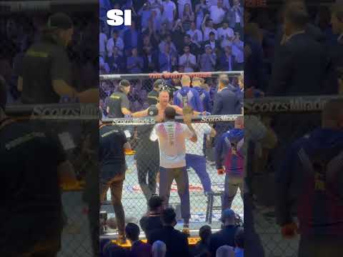 Justin Gaethje BACKFLIPS Off the Cage After Stunning Ilia Topuria 🤯 #ufcfreedom250 #ufc
