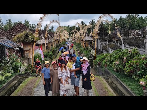 desa panglipuran bali. desa ter bersih di indonesia 👍