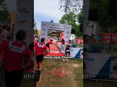 Nhân viên dải băng suýt mắc sai lầm nghiêm trọng tại cuộc đua chạy bộ #shorts