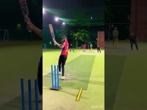 when Cricket is your first love ❤️ #cricket #love #viratkohli #msdhoni #cricketshorts #boxcricket