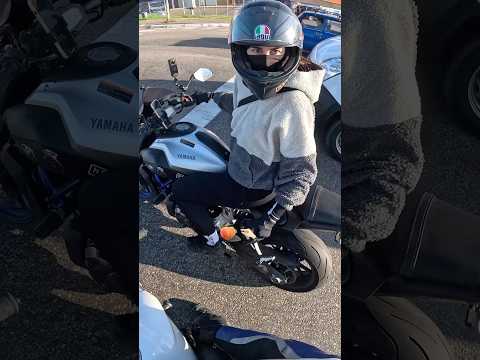 😂😂😂🍑🤏🏻 #мотодевушка #motogirl #nersva #yamahamt07 #mt07 #insta360 #мотоодесса #одесса