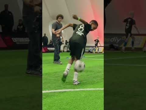 What skill do you call this?😮‍💨🔥Mathias has too much in his locker #repyourends #tekkers